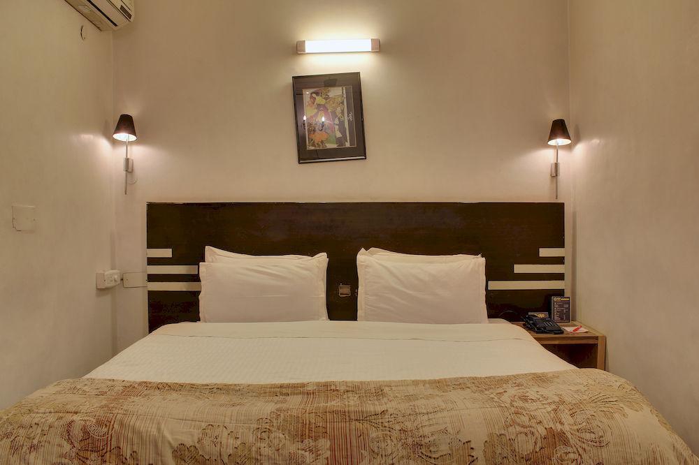 Oyo 358 Sarojini Nagar Otel Yeni Delhi Dış mekan fotoğraf